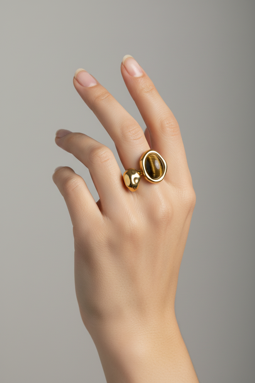 Anello in Acciaio Dorato con Pietra Naturale