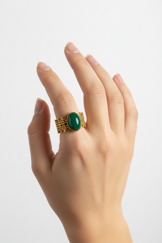 Anello in Acciaio Dorato con Pietra Naturale