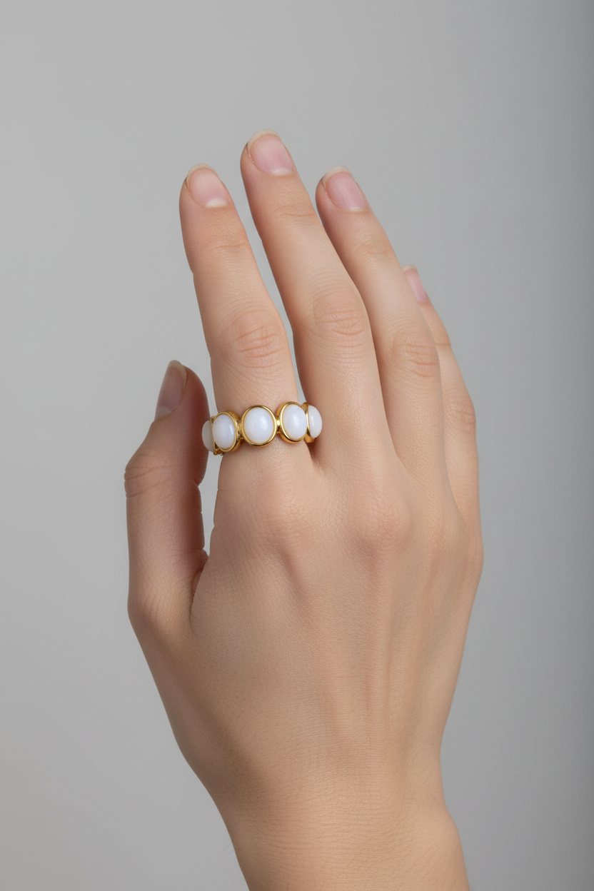 Anello in Acciaio Dorato con Pietra Naturale