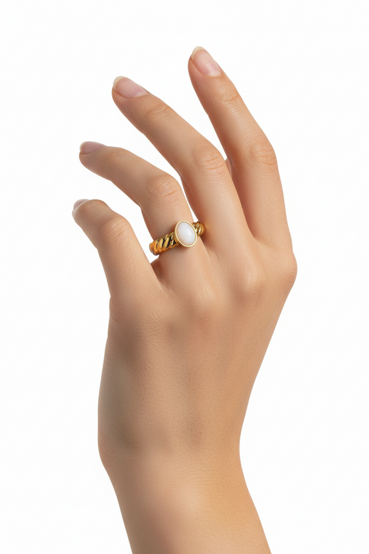 Anello in Acciaio Dorato con Pietra Naturale