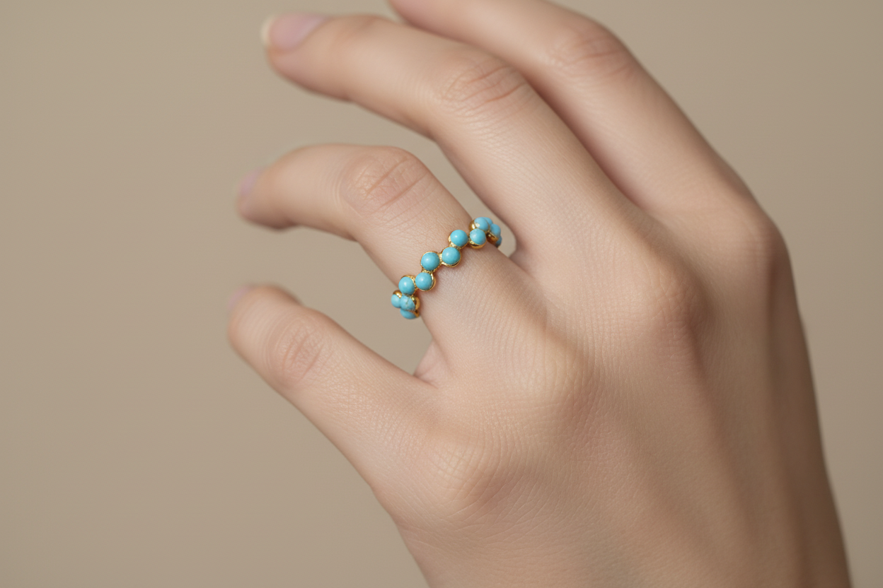 Anello in Acciaio Dorato con Pietra Naturale